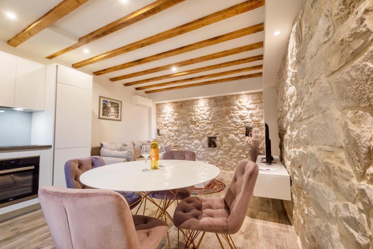 Old Stone House Gp Βίλα Ποντστράνα Εξωτερικό φωτογραφία