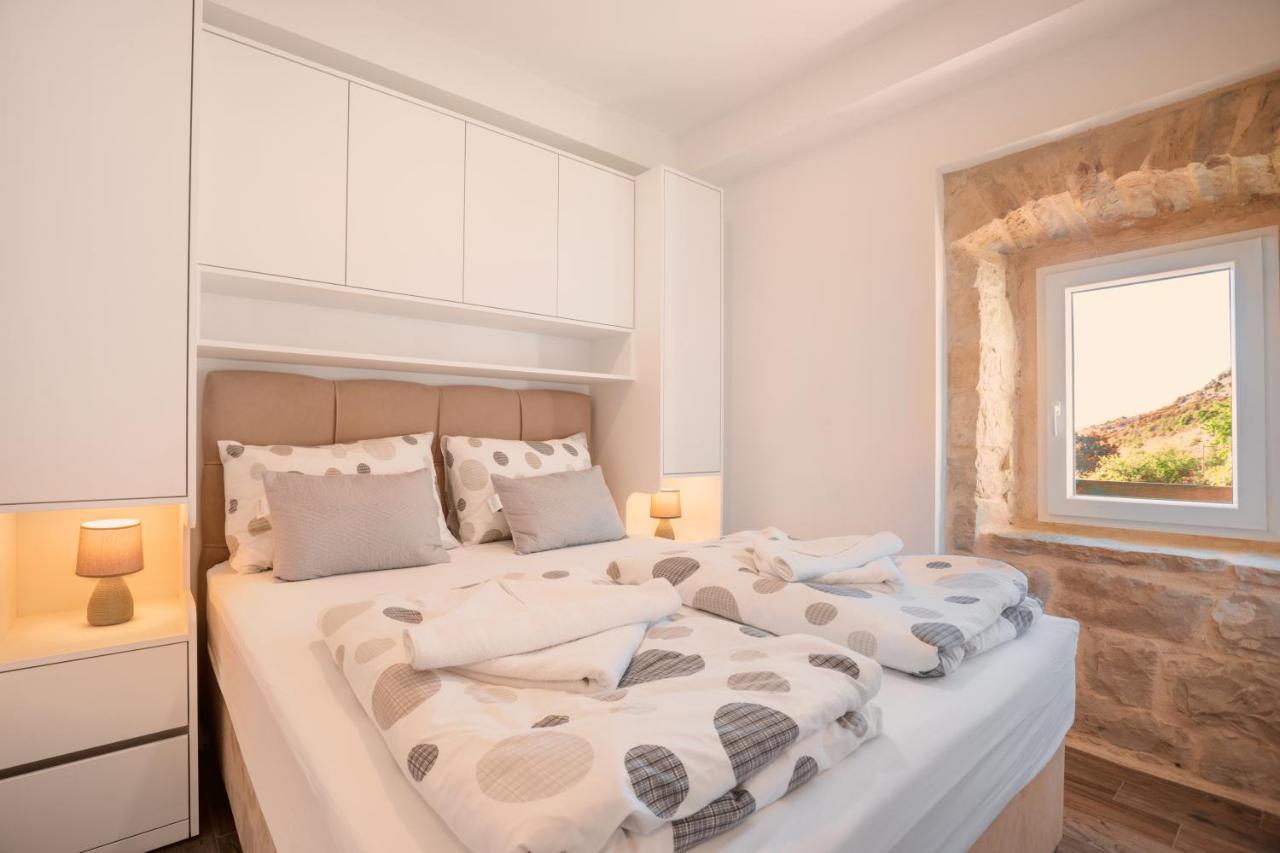 Old Stone House Gp Βίλα Ποντστράνα Εξωτερικό φωτογραφία